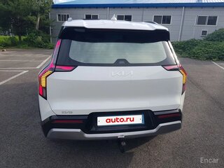 2023 Kia EV9 Long Range, белый, 7838750 рублей, вид 4