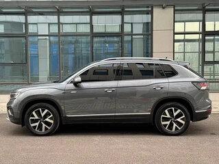 2023 Volkswagen Tayron I Рестайлинг, серый, 2246002 рублей, вид 3