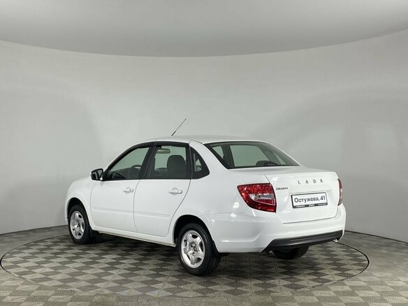 2024 Lada (ВАЗ) Granta I Рестайлинг, белый, 835000 рублей - вид 8