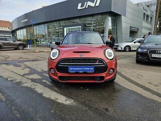 2020 Mini Hatch Cooper S III (F55/F56) Рестайлинг, красный, 2380000 рублей, вид 2