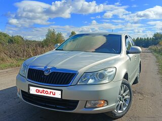 2012 Skoda Octavia II (A5) Рестайлинг, серебристый, 700000 рублей, вид 2