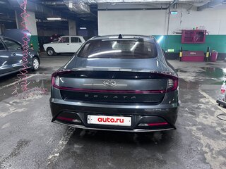 2020 Hyundai Sonata VIII (DN8), серый, 2150000 рублей, вид 3