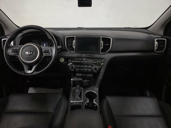 2018 Kia Sportage IV Рестайлинг, чёрный, 2130000 рублей - вид 9