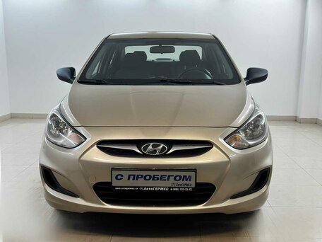 2014 Hyundai Solaris I, бежевый, 835000 рублей, вид 2