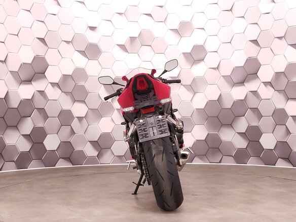 2025 Honda CBR 650R, красный, 1239000 рублей - вид 5