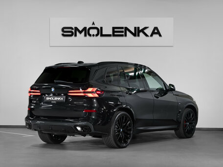 2026 BMW X5 40i IV (G05/G18) Рестайлинг, чёрный, 15900000 рублей, вид 2
