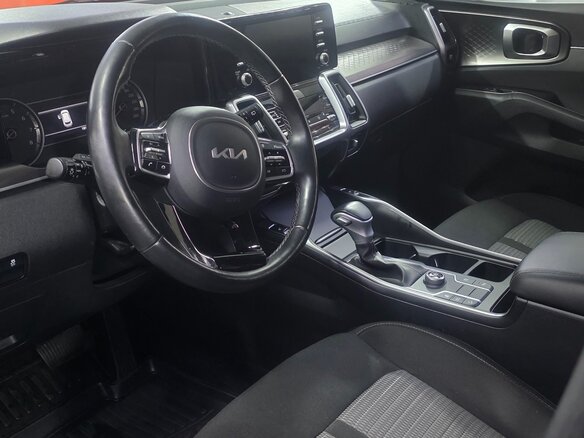 2023 Kia Sorento IV, чёрный, 4200000 рублей - вид 6