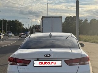 2019 Kia Optima IV Рестайлинг, белый, 1880000 рублей, вид 5