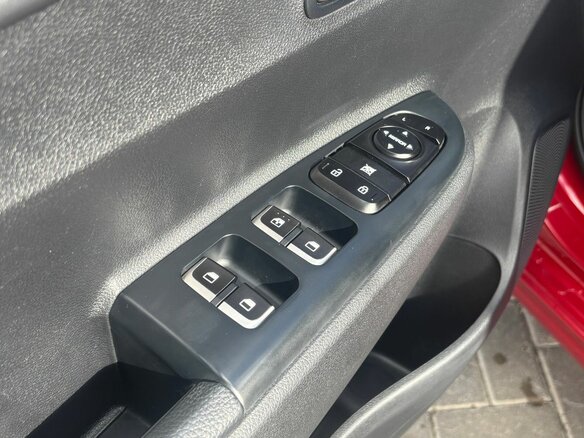 2018 Kia Rio IV, красный - вид 28