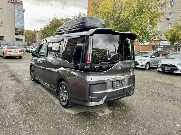2015 Honda Stepwgn V, серый - вид 1