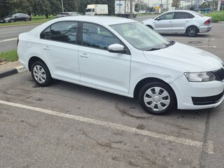 2019 Skoda Rapid I Рестайлинг, белый, 580000 рублей, вид 3
