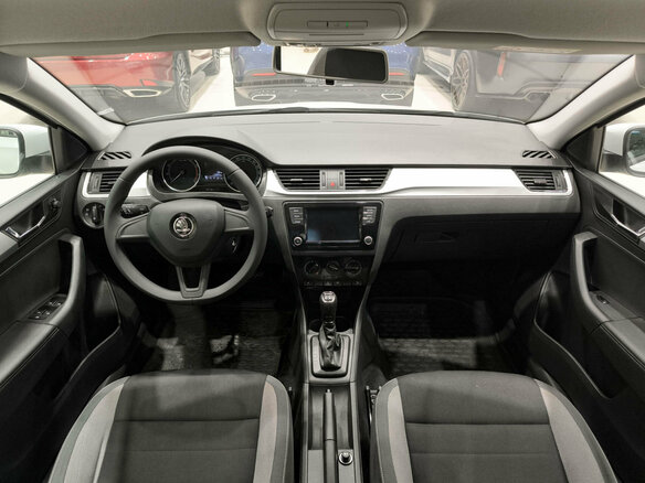 2019 Skoda Rapid I Рестайлинг, белый, 1299000 рублей - вид 13