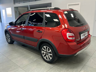 2020 Lada (ВАЗ) Granta Cross I Рестайлинг, красный, 740000 рублей, вид 4