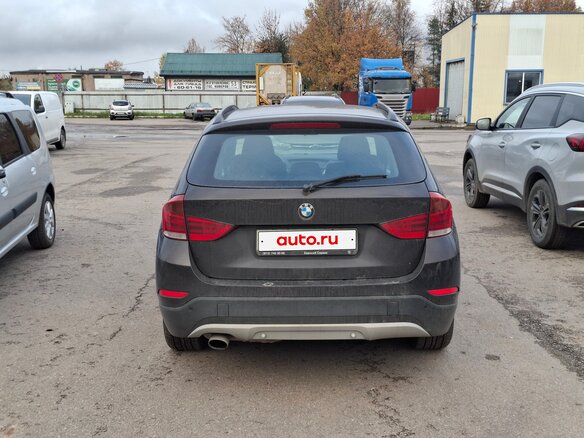 2014 BMW X1 18i I (E84) Рестайлинг, коричневый, 1599000 рублей - вид 4