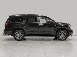2009 Toyota Sequoia II, чёрный, 2880000 рублей, вид 5