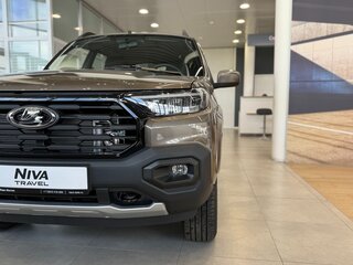 2026 Lada (ВАЗ) Niva Travel I Рестайлинг, коричневый, 1809000 рублей, вид 5