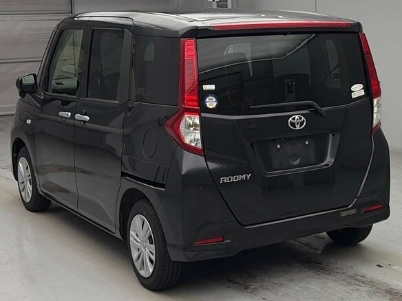 2022 Toyota Roomy I Рестайлинг, чёрный, 710000 рублей - вид 2