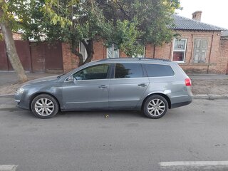 2007 Volkswagen Passat B6, серый, 530000 рублей, вид 4