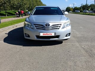 2010 Toyota Camry VI (XV40) Рестайлинг, серебристый, 1140000 рублей, вид 2
