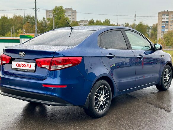 2015 Kia Rio III Рестайлинг, синий - вид 4