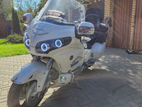 2012 Honda GL 1800 Gold Wing, белый, 2300000 рублей, вид 5