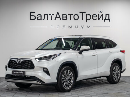 Toyota Highlander IV (XU70)