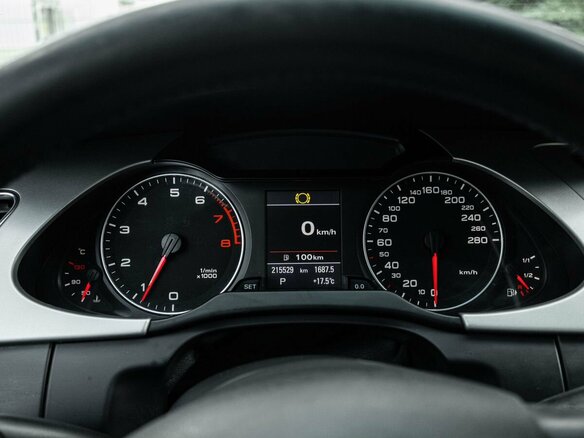 2011 Audi A4 IV (B8), коричневый, 1044000 рублей - вид 17