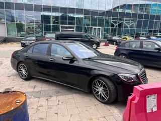 2018 Mercedes-Benz S-Класс 560 Long VI (W222, C217) Рестайлинг, чёрный, 6100000 рублей, вид 2