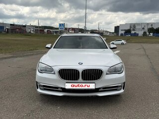 2013 BMW 7 серии Long 740Li xDrive V (F01/F02/F04) Рестайлинг, белый, 2300000 рублей, вид 2