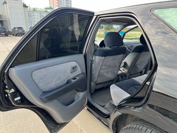 1998 Toyota Harrier I (XU10), чёрный, 650000 рублей - вид 13