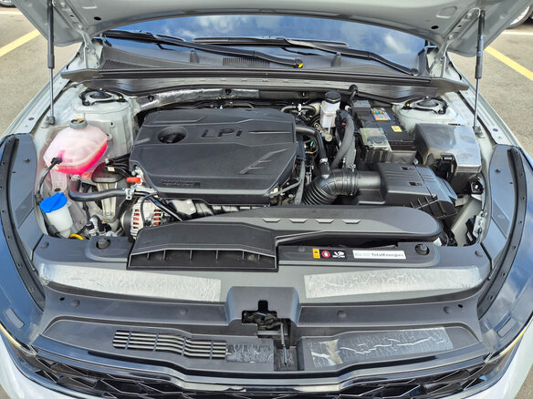 2023 Kia K5 LPi III Рестайлинг, серый - вид 16