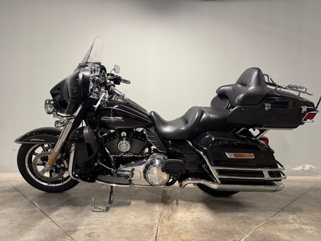 2013 Harley-Davidson Electra Glide, чёрный, 1600000 рублей, вид 3