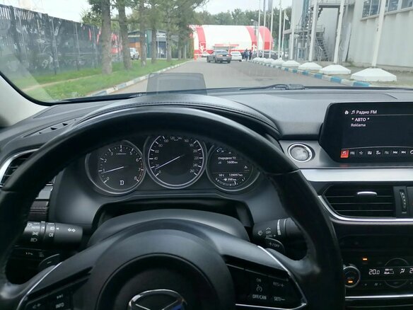 2016 Mazda 6 III (GJ) Рестайлинг, коричневый, 1900000 рублей - вид 9