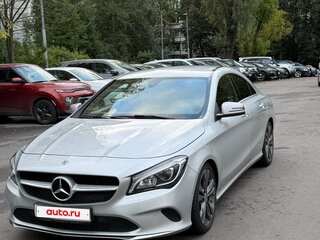 2018 Mercedes-Benz CLA 200 I (C117, X117) Рестайлинг, серебристый, 2300000 рублей, вид 2
