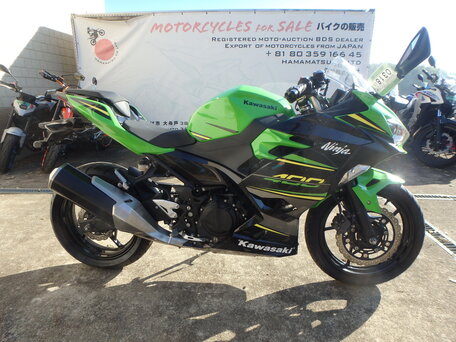 2020 Kawasaki Ninja 400, зелёный, 585000 рублей, вид 2