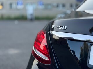 2020 Mercedes-Benz E-Класс 250 V (W213, S213, C238) Рестайлинг, чёрный, 3560000 рублей, вид 5