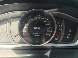2014 Volvo S60 II Рестайлинг, белый, 1300000 рублей, вид 4