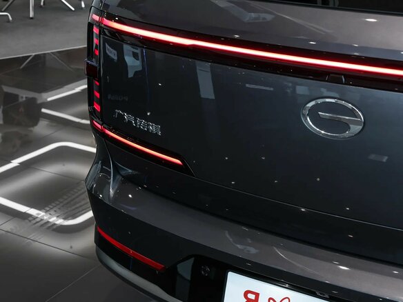 2025 GAC Trumpchi S7 I, серый, 5590000 рублей - вид 7