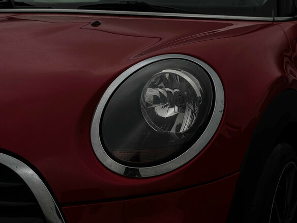 2018 Mini Hatch Cooper III (F55/F56) Рестайлинг, красный, 1819000 рублей - вид 16