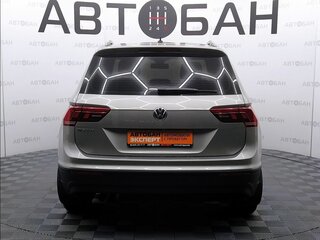 2020 Volkswagen Tiguan II, серый, 2194000 рублей, вид 5