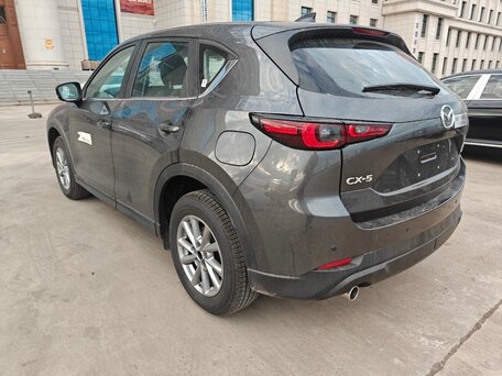 2026 Mazda CX-5 II Рестайлинг, серый, 2700000 рублей, вид 4