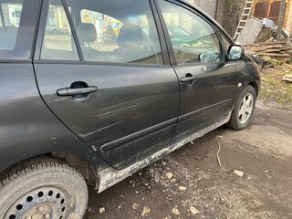 2002 Toyota Corolla Verso I, чёрный, 100000 рублей, вид 4