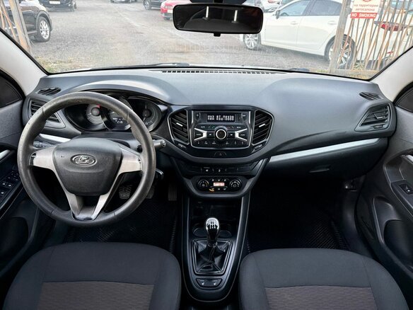 2017 Lada (ВАЗ) Vesta I, белый, 730000 рублей - вид 15