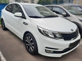 2017 Kia Rio III Рестайлинг, белый, 1100000 рублей, вид 2