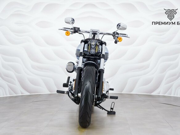 2023 Harley-Davidson Breakout, серый - вид 3