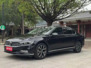 2023 Volkswagen Passat B8 Рестайлинг, чёрный, 1690444 рублей, вид 3