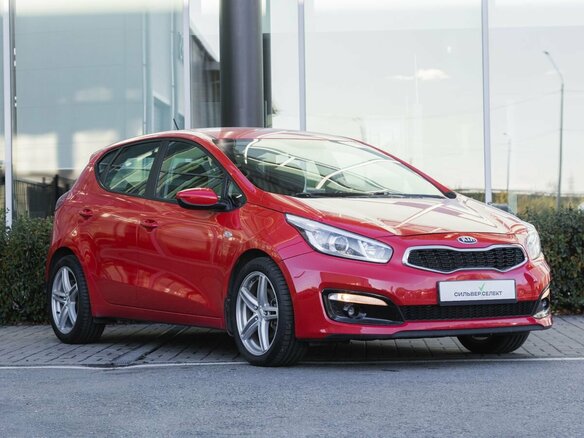 2015 Kia Ceed II Рестайлинг, красный, 1149000 рублей - вид 4