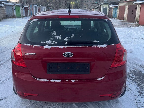 2010 Kia Ceed I Рестайлинг, красный, 510000 рублей - вид 3