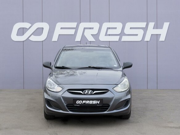 2013 Hyundai Solaris I, серый, 859000 рублей - вид 2