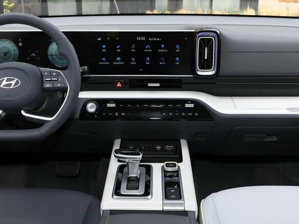 2025 Hyundai Mufasa I (NU2), серебристый, 4040000 рублей - вид 11